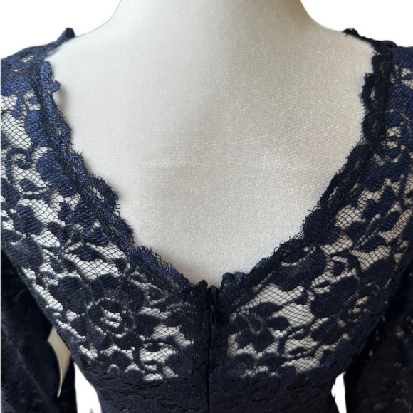 NWT Adriana Papell Navy Lace Overlay Jeweled Belted Formal Dress Gown Size 6 - Picture 12 of 13